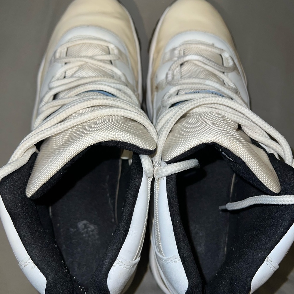 Jordan 11 - Picture 9 of 12